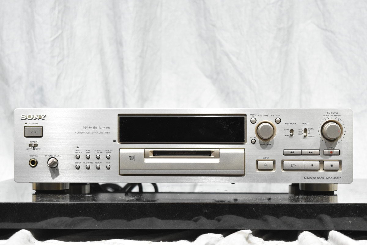 Sony MDS-JB920 [MiniDisc Wiki]