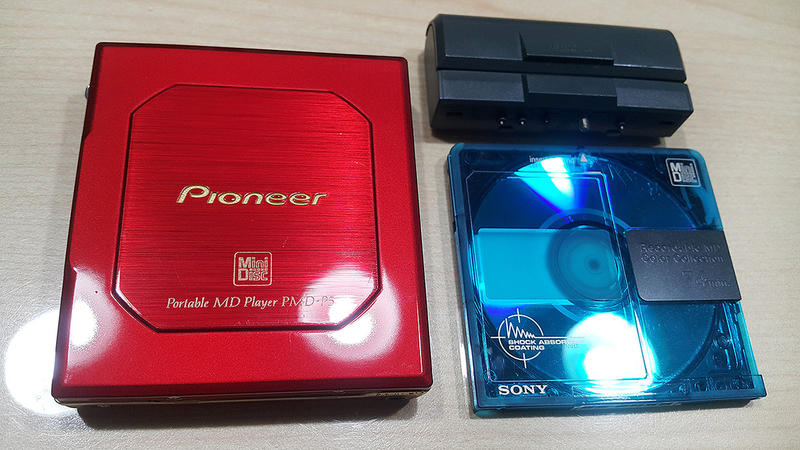 希少カラーPioneer PMD-P5-R ポータブルMDプレーヤー 希少カラー