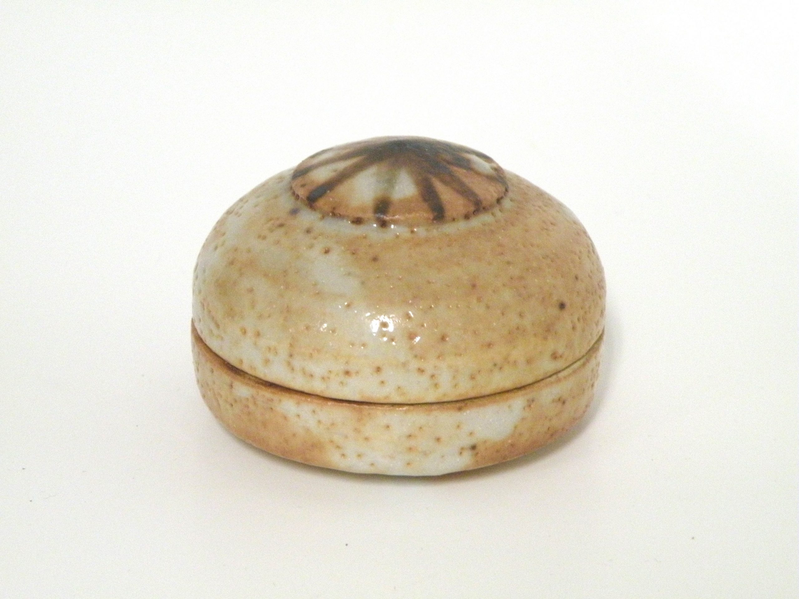 美濃焼伝統工芸品協同組合 | 織部鳥香合