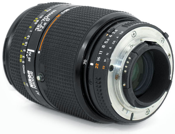 Nikon autofocus (AF) Zoom Nikkor 35-70mm f/2.8D wide-tele lens