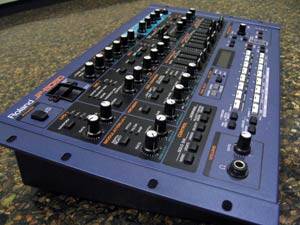 アナログライクなシンセサイザー！中古商品のご案内 ROLAND JP-8080