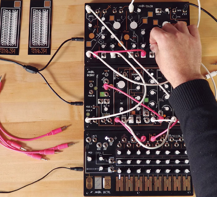 Make Noiseがオーディオ錬金術の実験装置「Strega」を発売！ | Rock oN