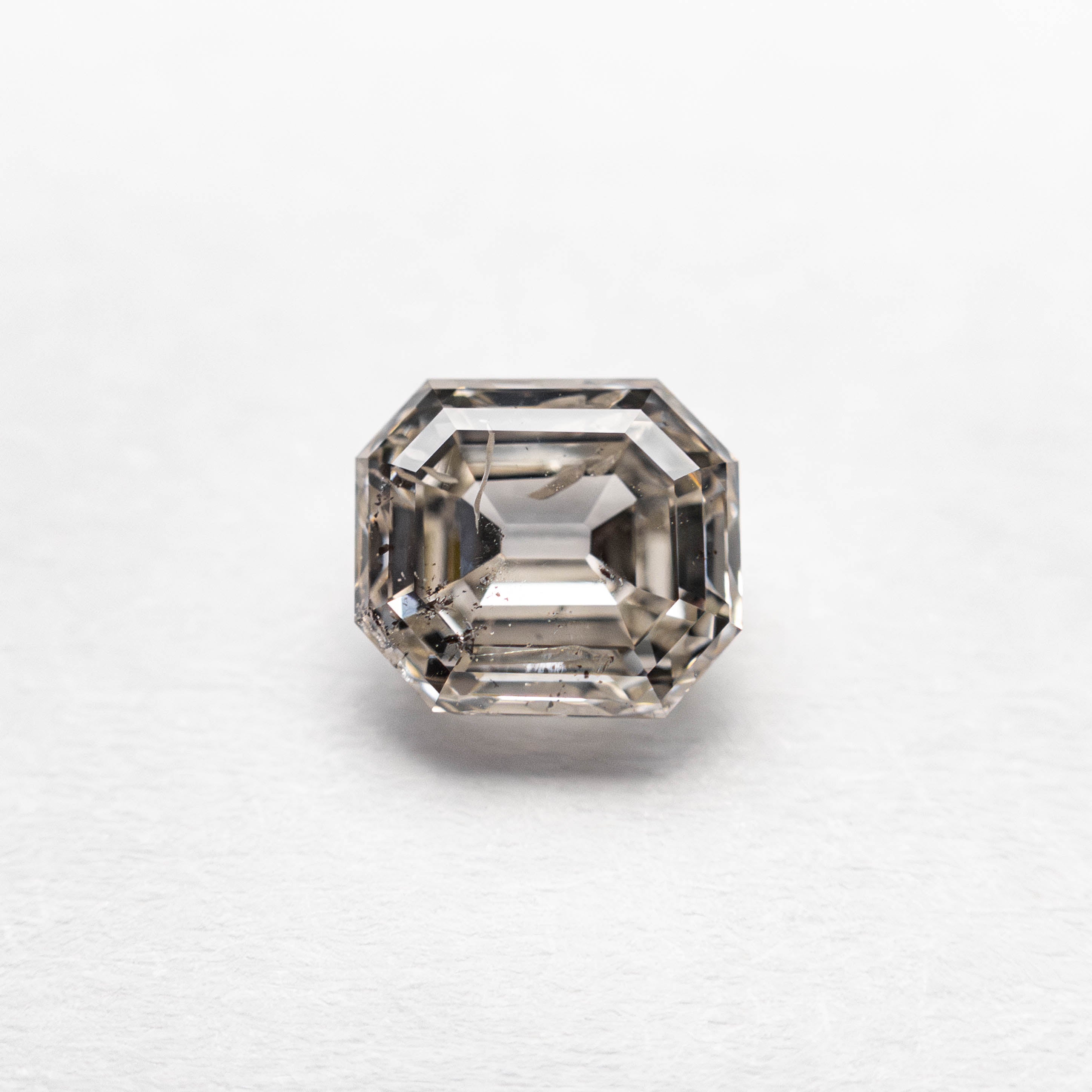 23261-010.89ct5.66x5.04x3.