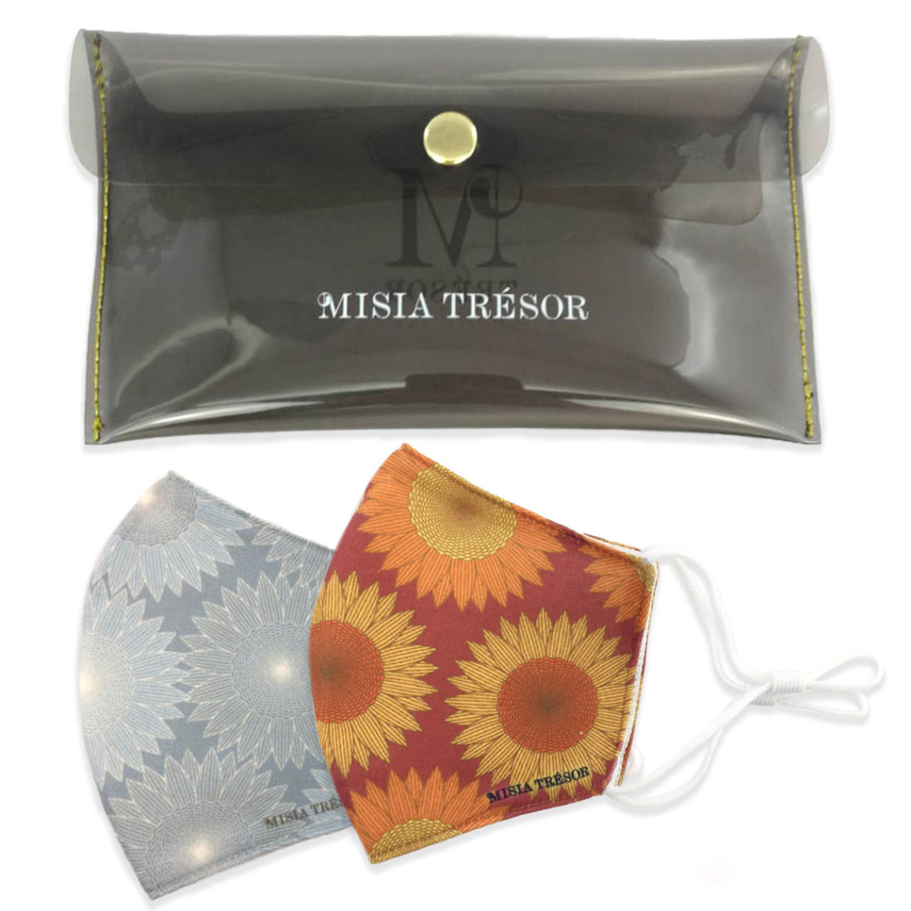 マスク＋ケース＆おでかけメロンパンダ新作販売開始！ | NEWS | 【公式