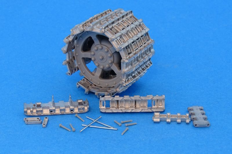 Master Club[MTL-35097]1/35 WWII独 ティーガーII用履帯 Gg24/800/300