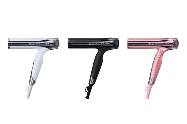 マルチボルテージ仕様の「ReFa BEAUTECH DRYER SMART W（リファビュー