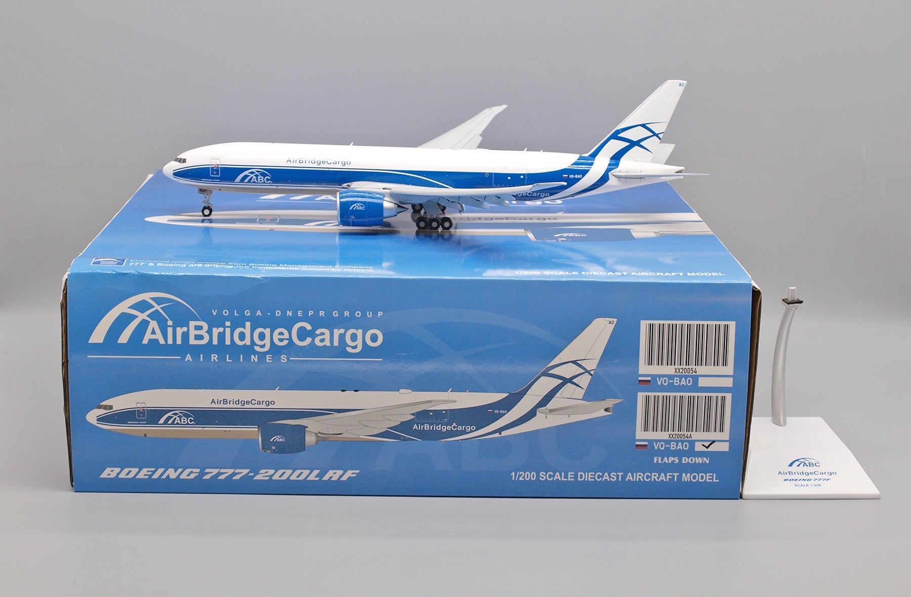 JC Wings 1:200 AirBridge Cargo Boeing 777-200LRF VQ-BAO (Flaps