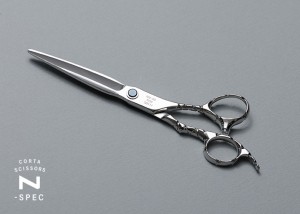 本物が求める「切れ味」と「使いやすさ」のみを追求した 20年使い