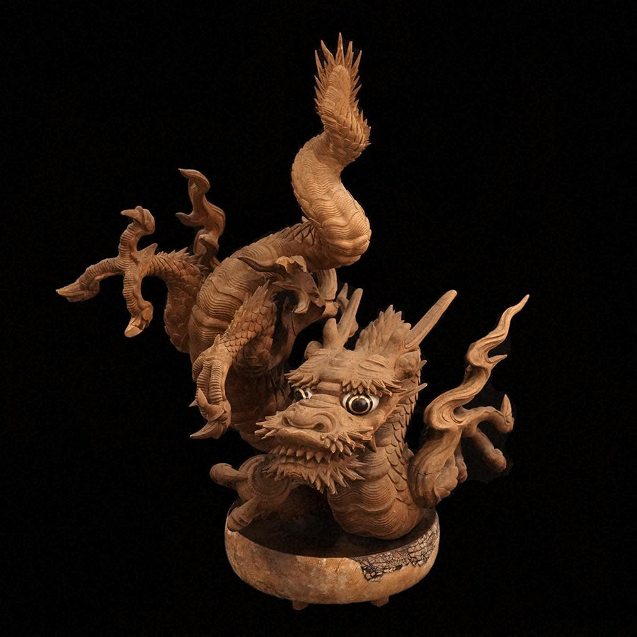 木彫 龍 ドラゴン 高さ約30cm 横幅約39cm ヒビあり 木彫 龍 ドラゴン