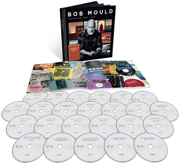 ボブ・モールドのソロ・キャリアとシュガーの曲を網羅した巨大な
