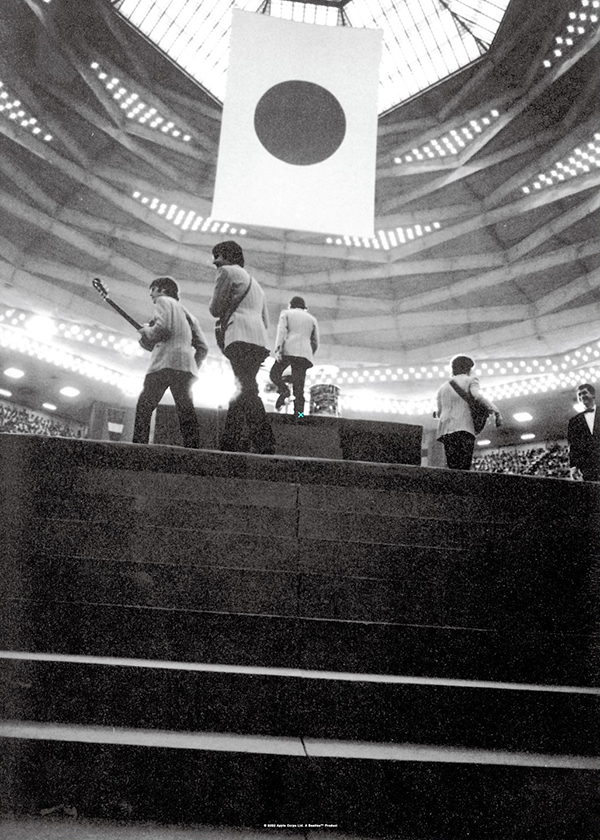 ザ・ビートルズ唯一の来日公演「武道館公演」のポスターが6月30日に