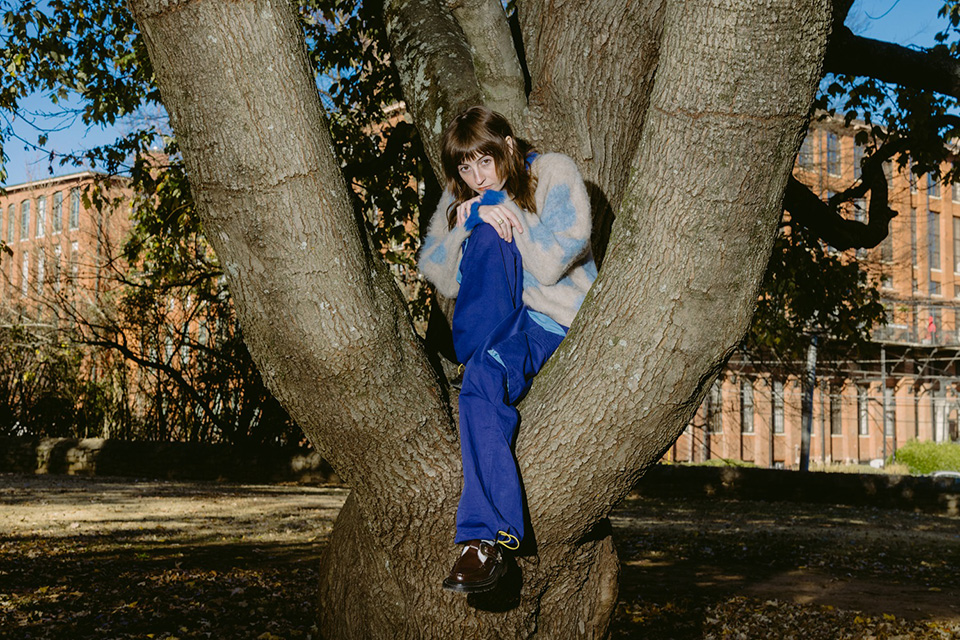 注目の25歳フェイ・ウェブスター、3/1発売の新作『アンダードレスト