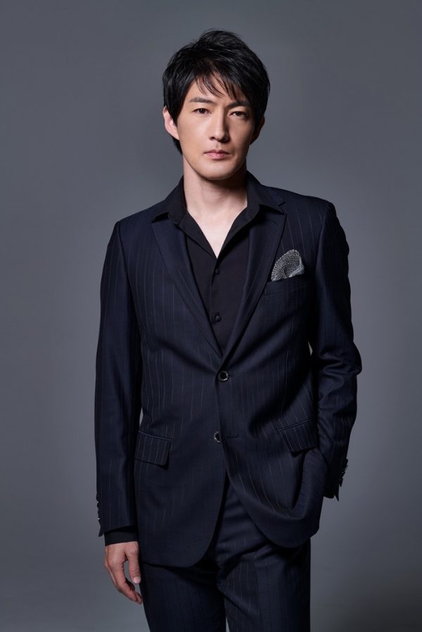 LE VELVETSの宮原浩暢、ビルボードライブ横浜で歌とワインの極上の