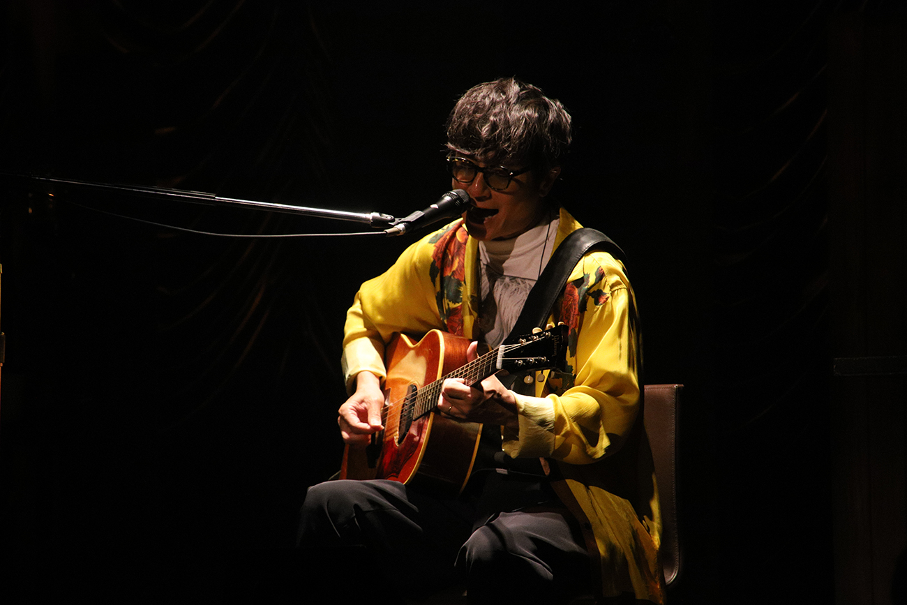 ポルノグラフィティ岡野昭仁、“歌を抱えて、歩いていく” プロジェクト