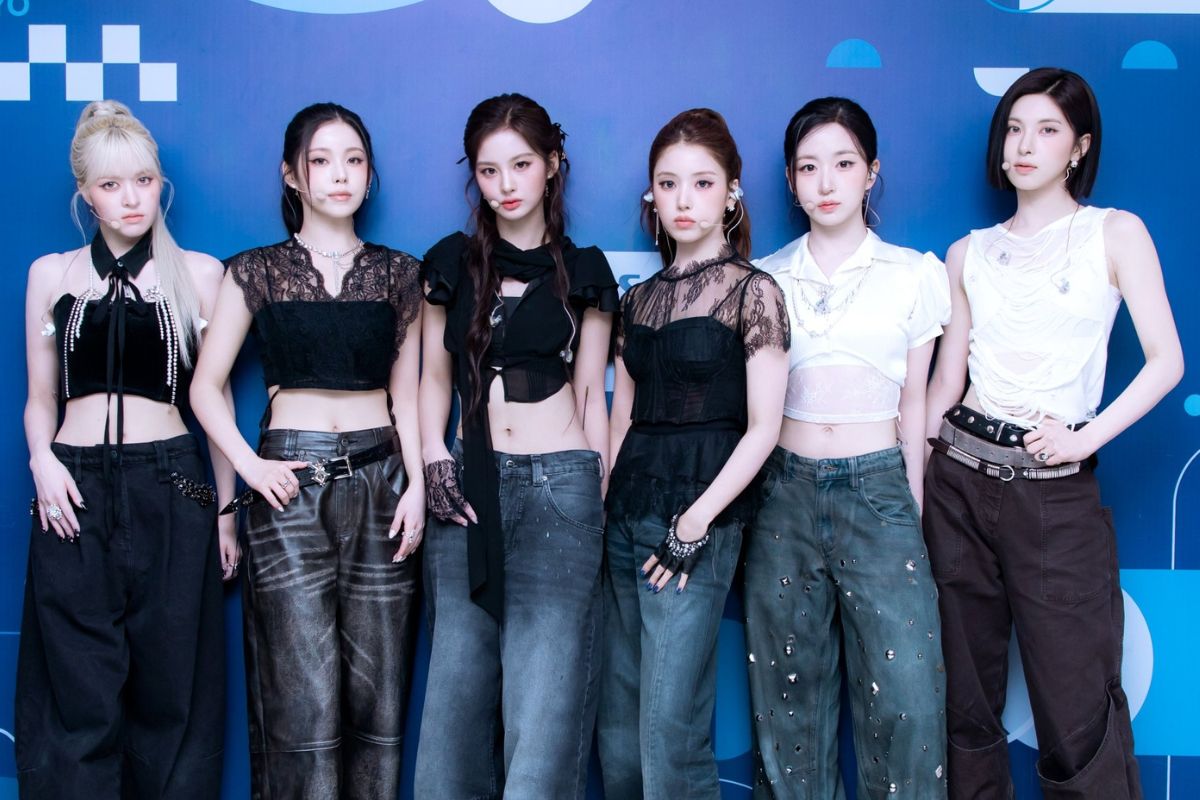 NMIXX earns another jewel to their crown with “Blue Valentine” on