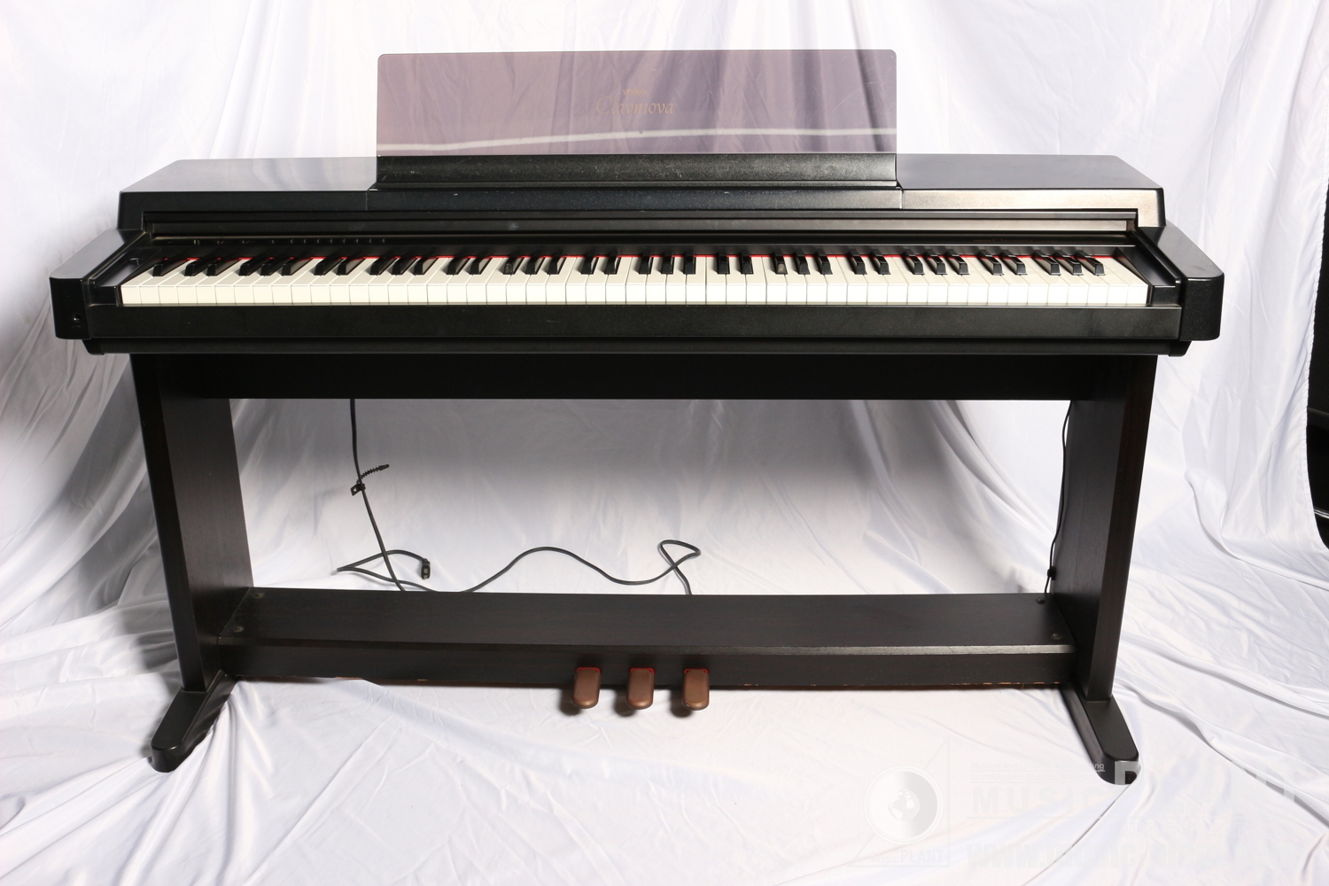 YAMAHA Clavinovaシリーズ デジタルピアノCLP560中古()売却済みです