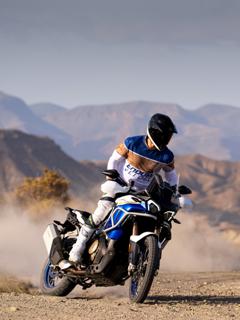 MV Agusta - MV Agusta Enduro Veloce - Italian Motorcycles