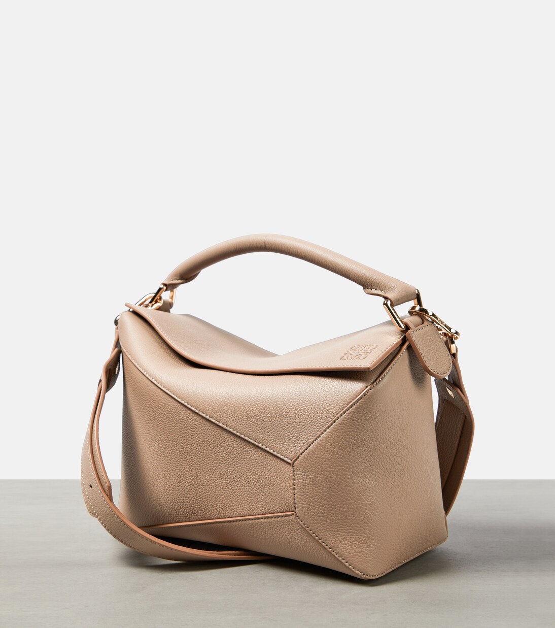 Puzzle Edge Medium leather tote bag in neutrals - Loewe | Mytheresa