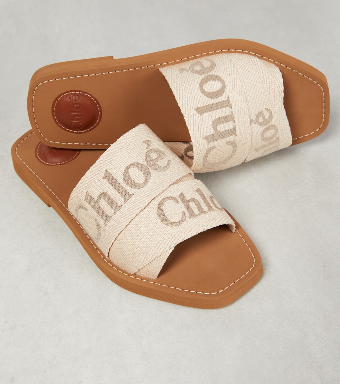 Woody canvas slides in beige - Chloe | Mytheresa
