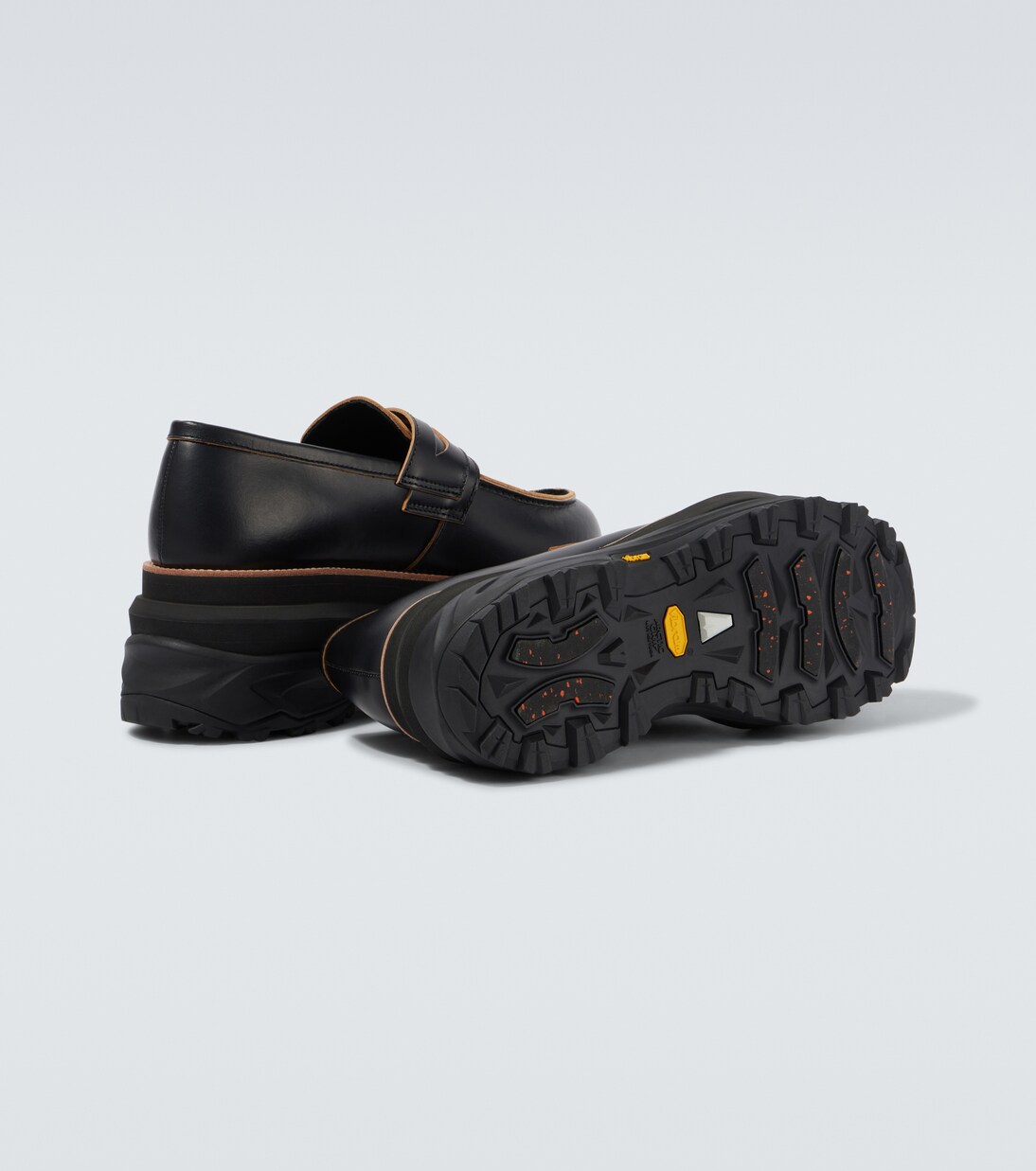 Leather platform loafers in black - Sacai | Mytheresa