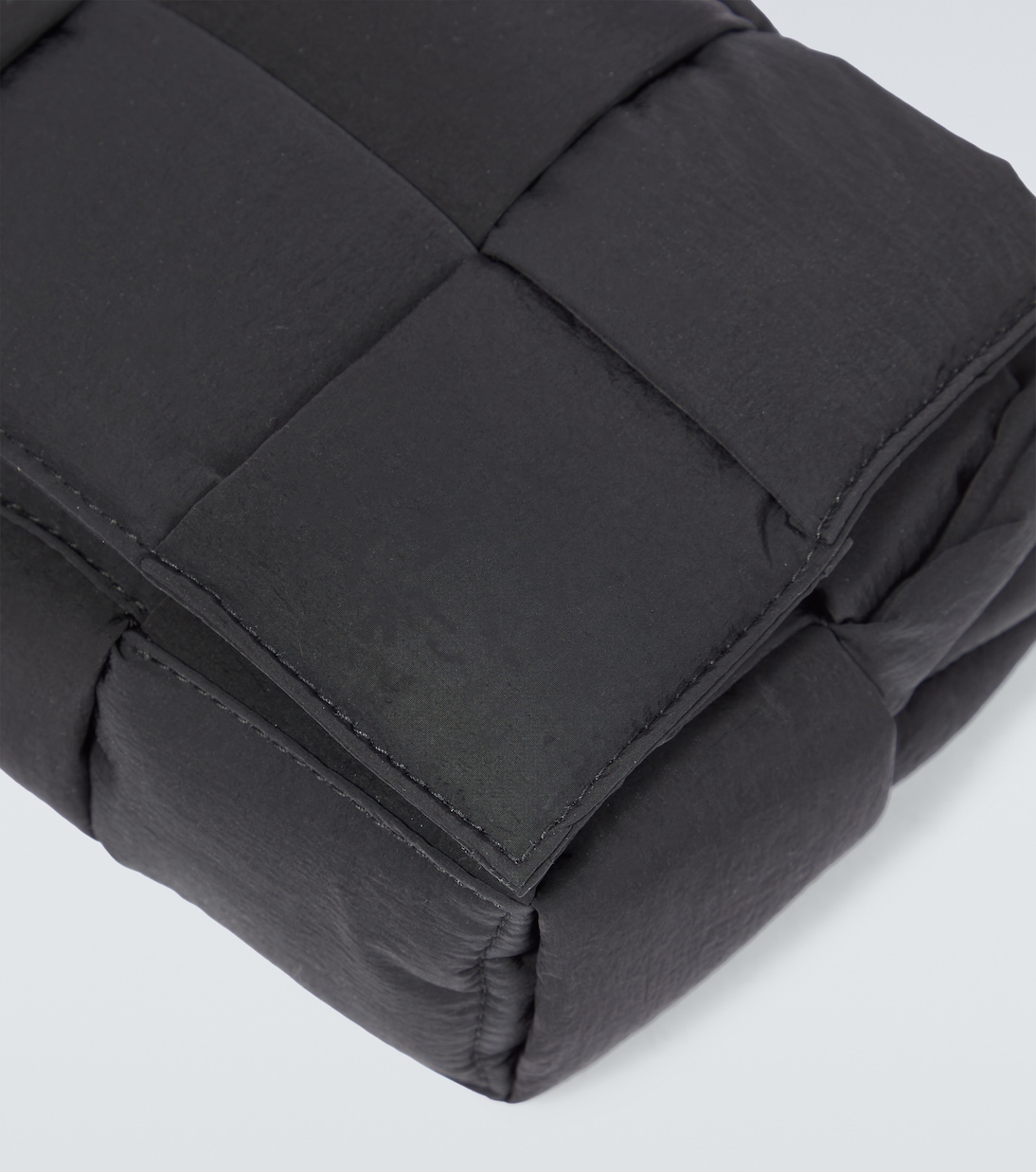 Padded Tech Cassette Small shoulder bag in black - Bottega Veneta