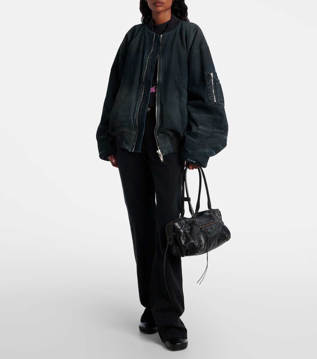 Le City East-West Medium shoulder bag in black - Balenciaga