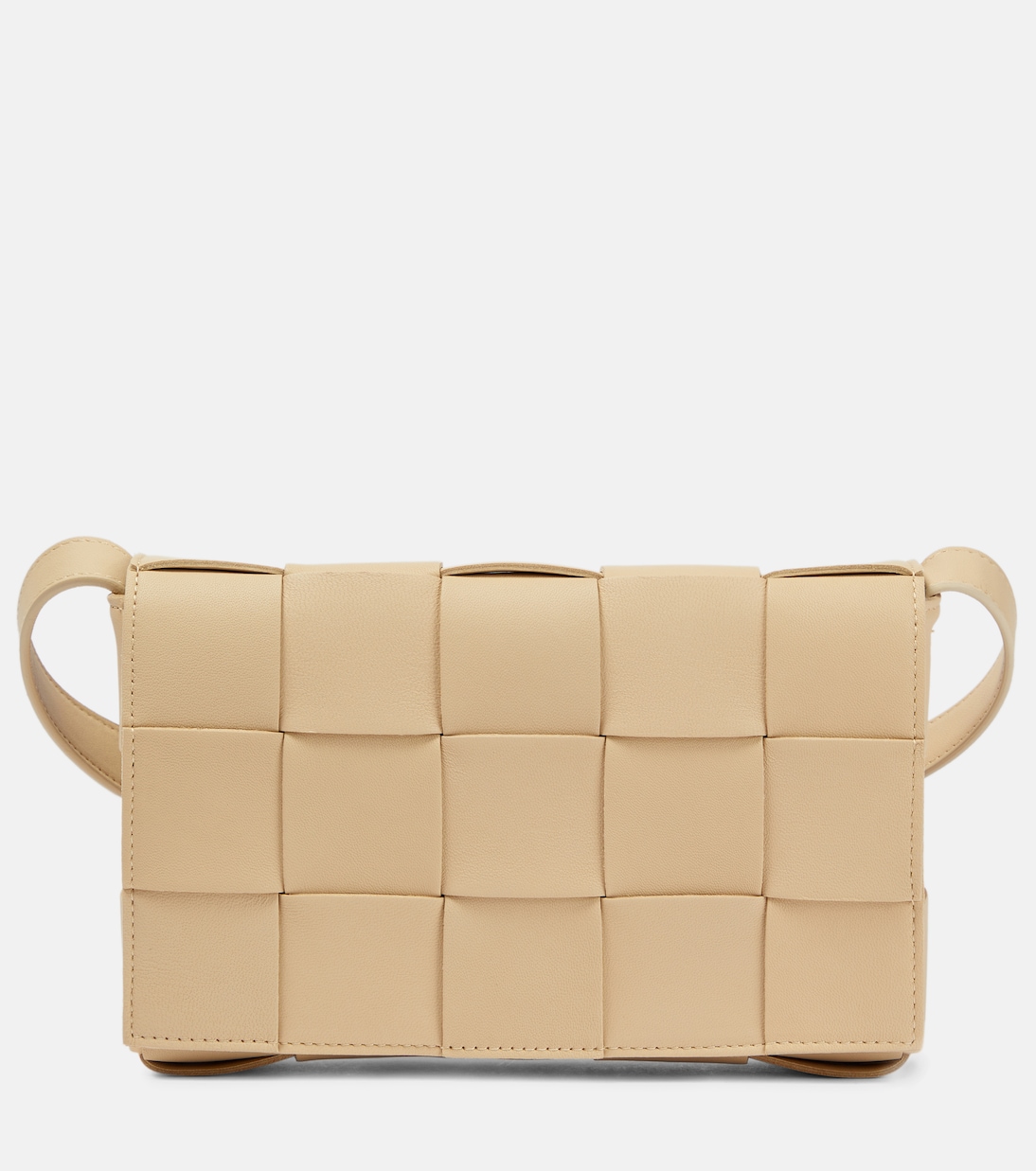 Cassette leather shoulder bag in beige - Bottega Veneta | Mytheresa