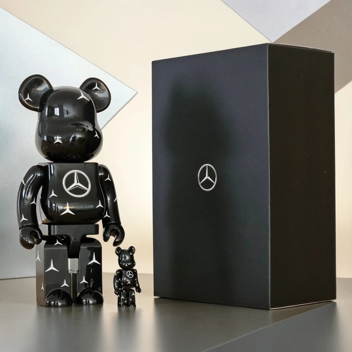 BE@RBRICK Mercedes-Benz 100%+400% | MyBearBrick.de