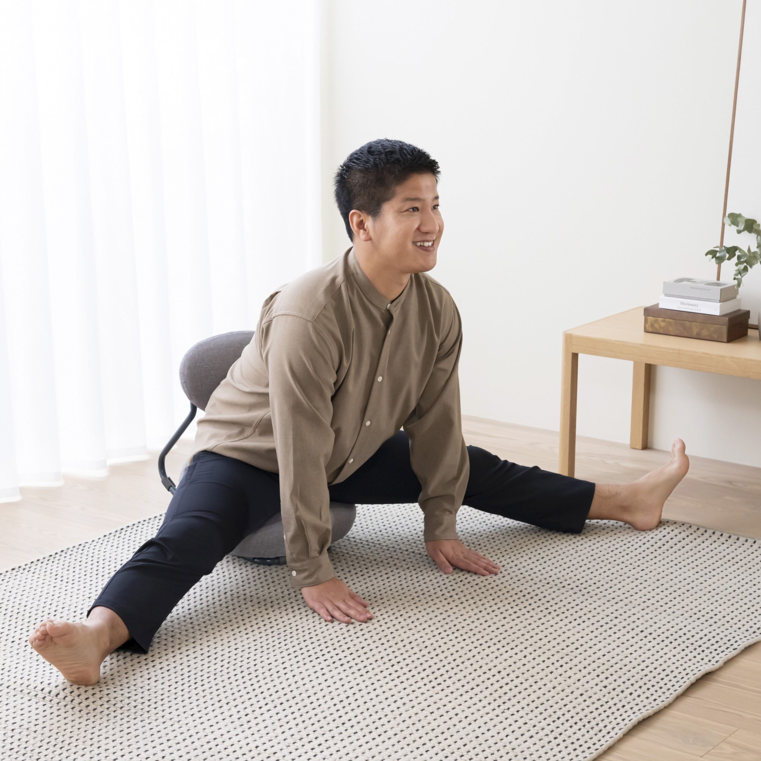 ReSTReTCH 開脚チェア | 商品のご紹介 | 株式会社ドリーム