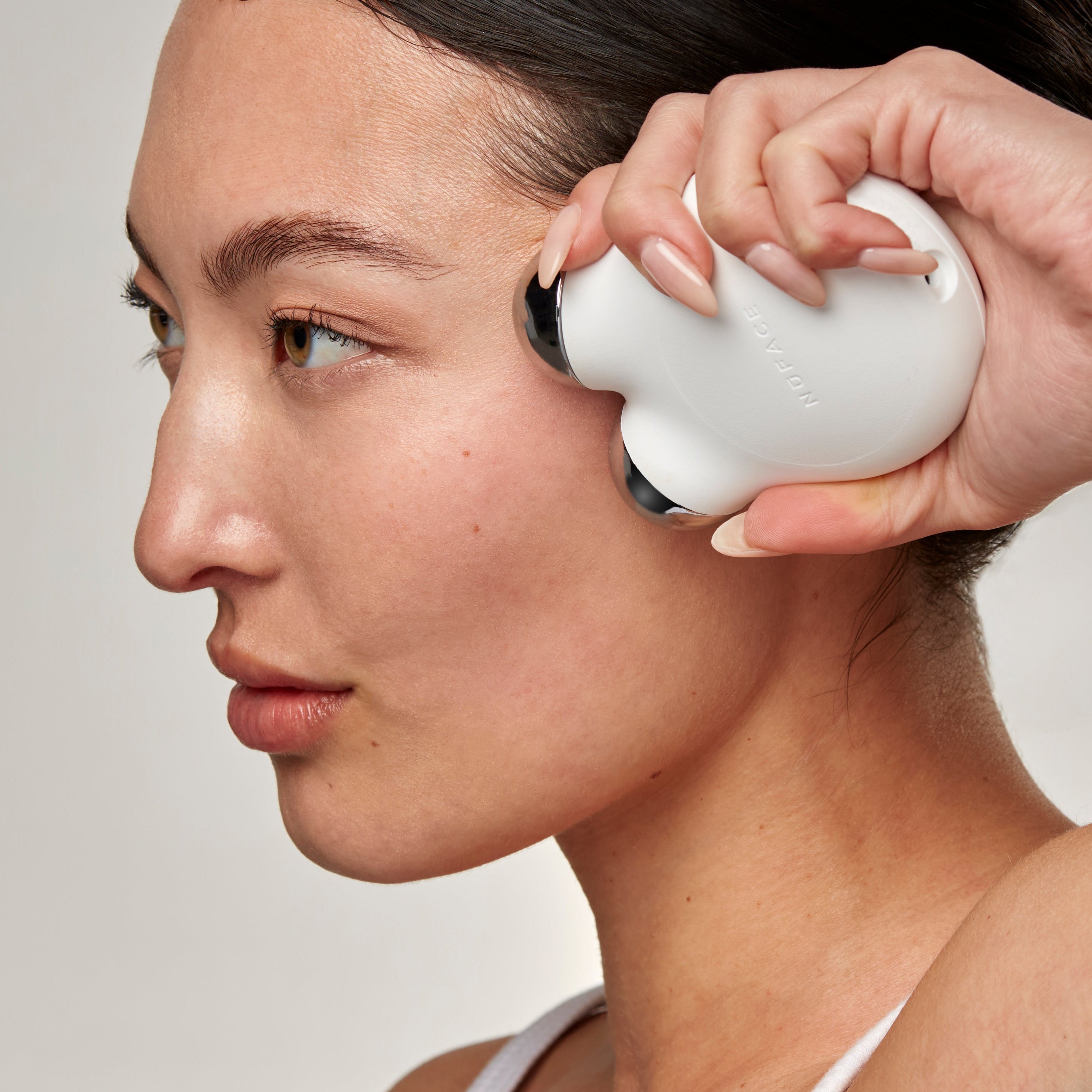 美顔器 NuFACE mini フェイシャル トーニング デバイス 早い者勝ち