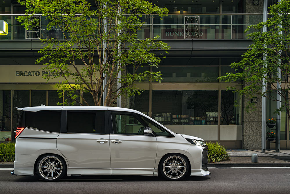 M'z SPEED | BodyKit | ノア | NOAH (MZRA9#W)S-Z/S-G (ZWR9#W)HYBRID