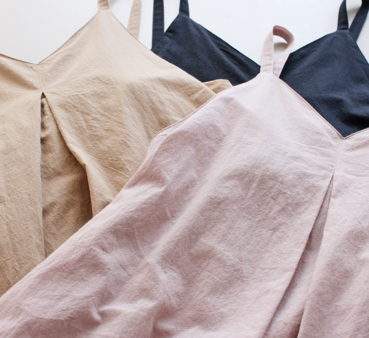 nofl】荒炊き染め綿ローンキャミソールワンピース 644206230