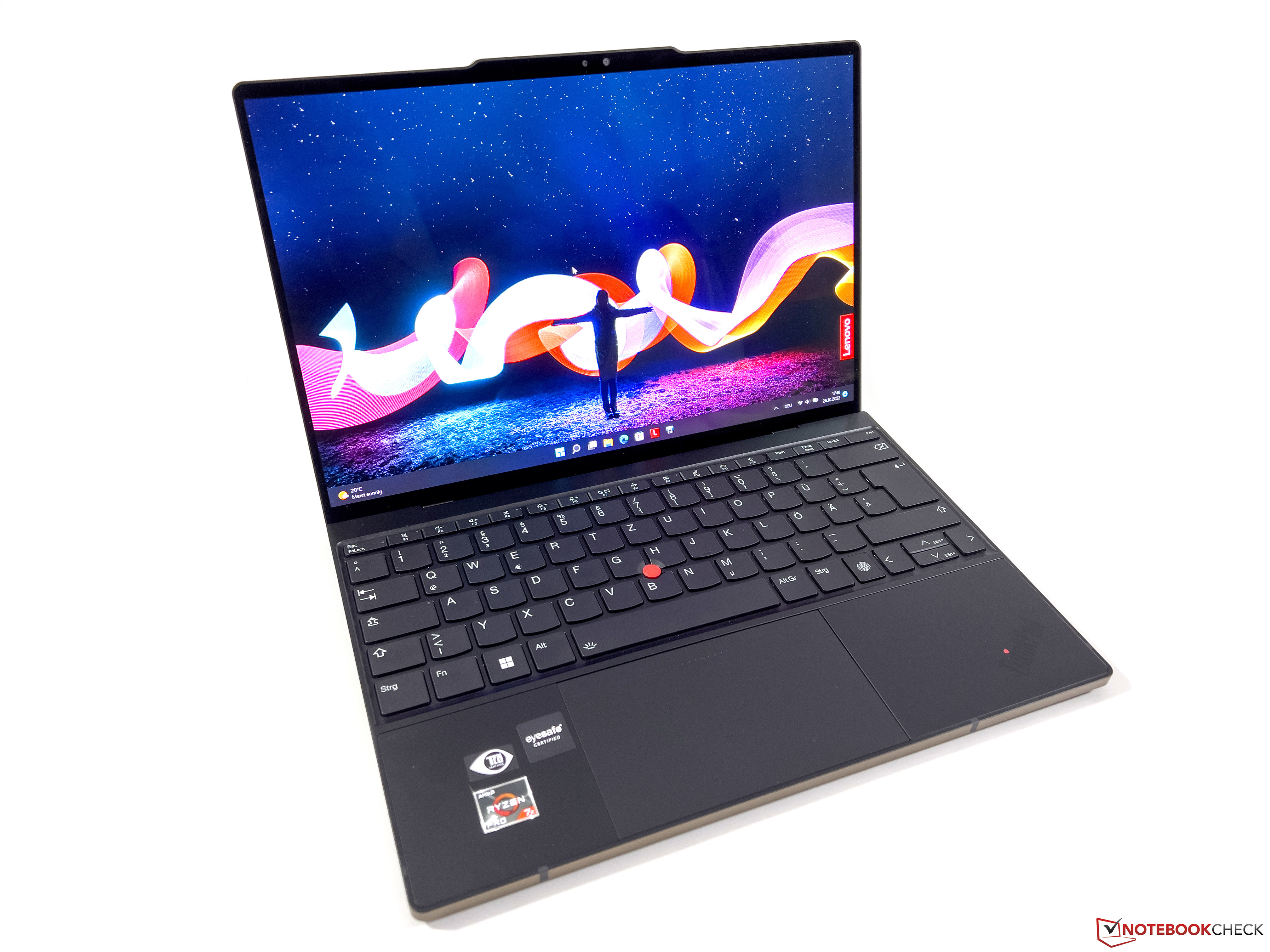 Lenovo ThinkPad Z13 G1 OLED Review - Business-Laptop with an AMD