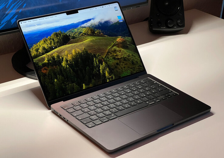 Apple MacBook Pro 14 with M3 Pro, 18GB RAM and 512GB SSD gets