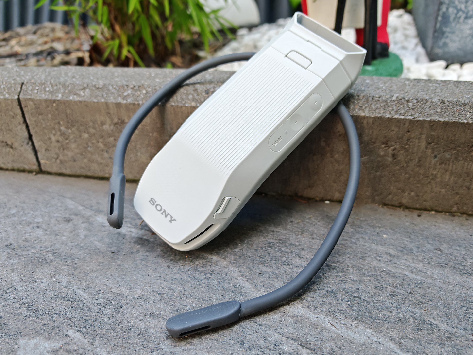 Mobile air conditioner for travelling - Sony Reon Pocket Pro