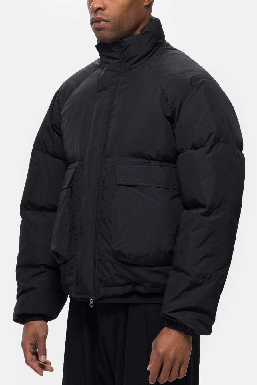 Raglan PufferJacket in Black - Estudio Niksen