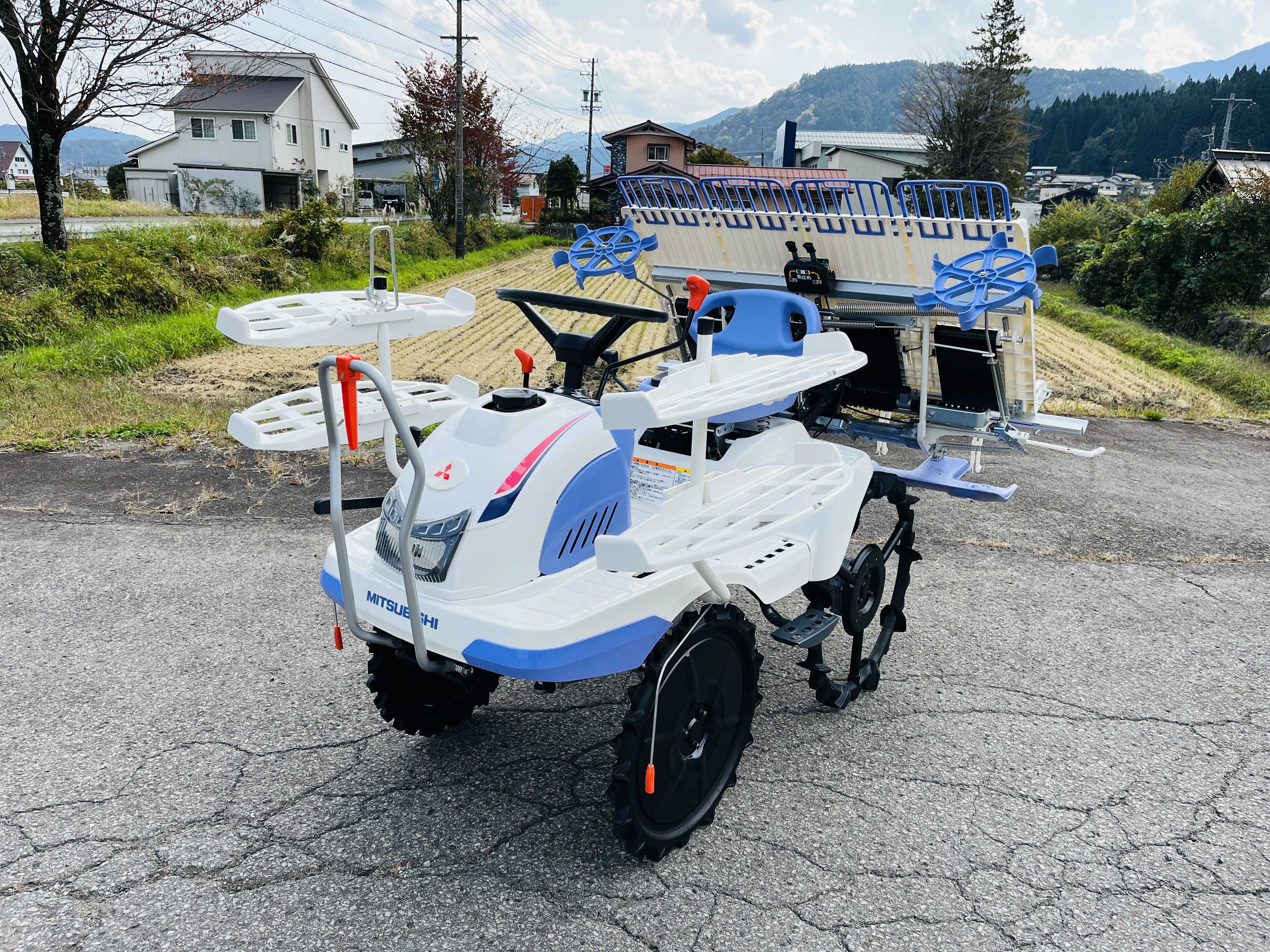 イセキ 中古田植機 PQZ43-DULF 施肥機付でお買い得の詳細｜農機具通販