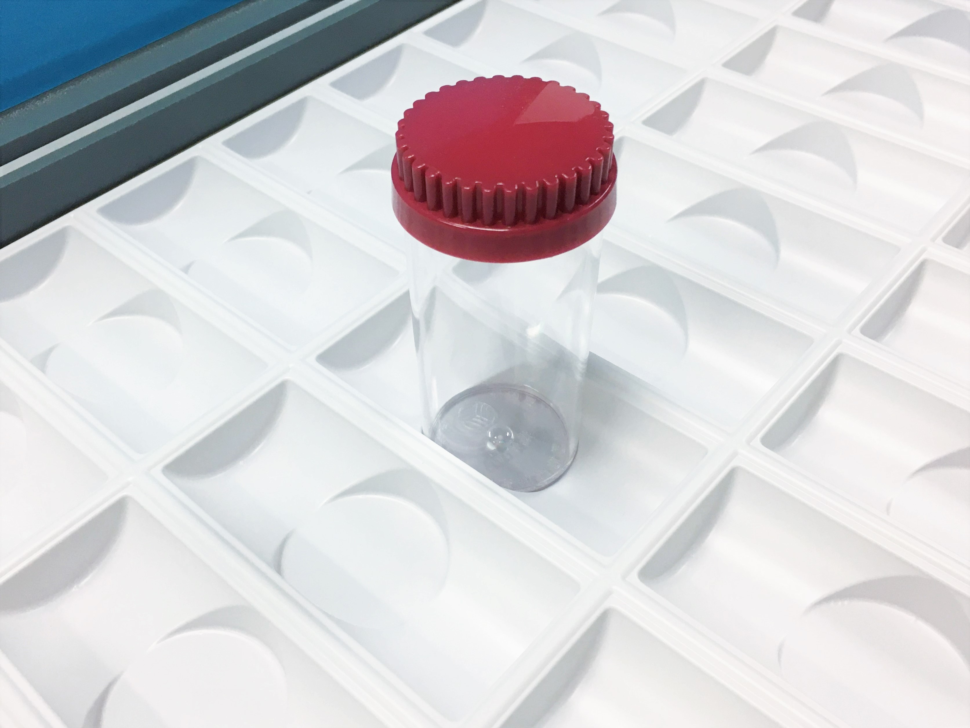 コア箱（地質調査箱）ケース箱の専門店【名古屋ケース】 / 標本箱 16本