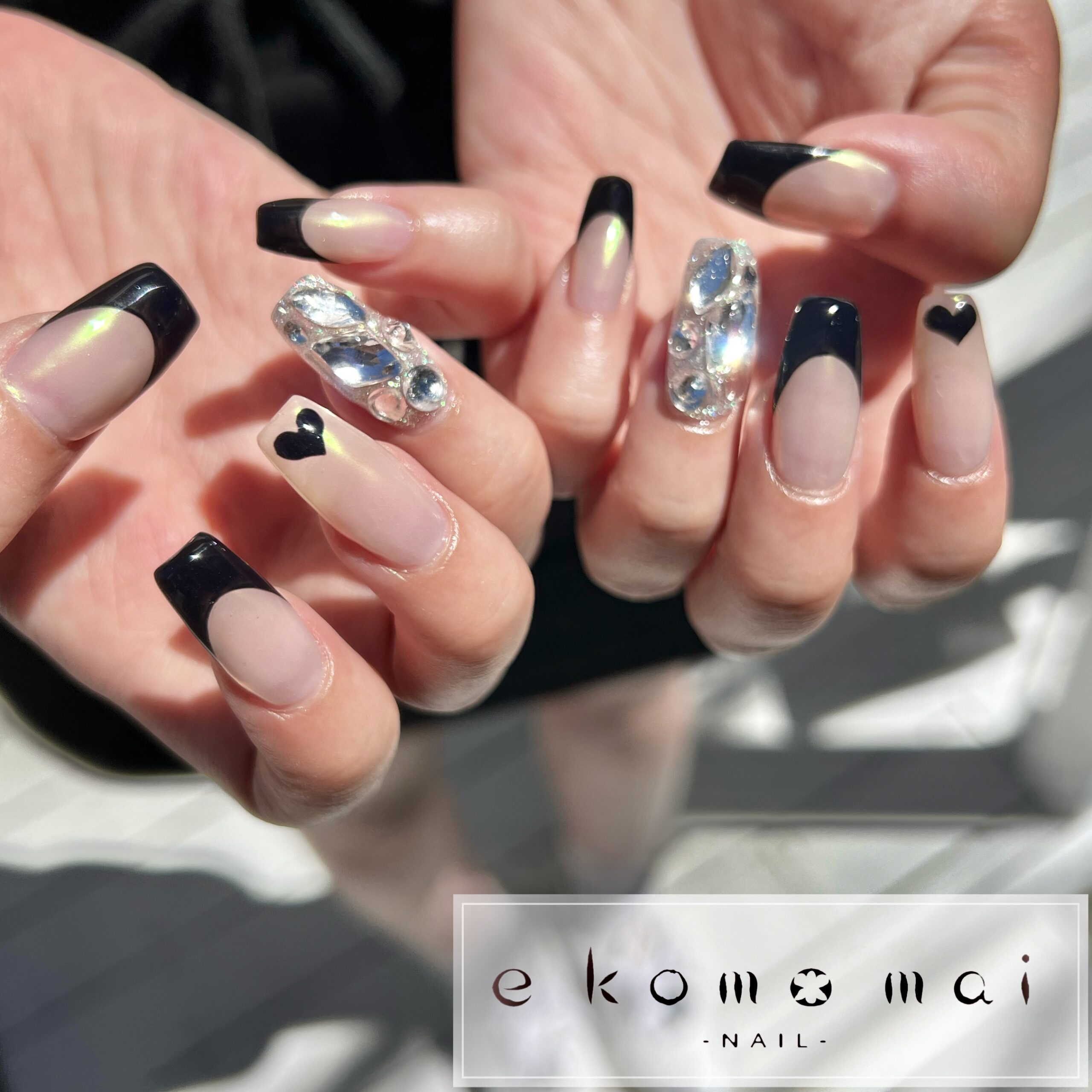 ネイルチップオーダー ストーン埋めつくし フレンチネイル ハート