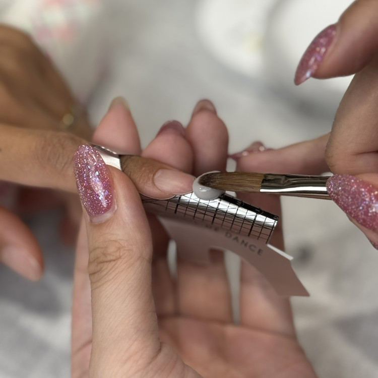 限定 NAIL DE DANCE スカルプチュアブラシ Flat 25th ver.（キャップ