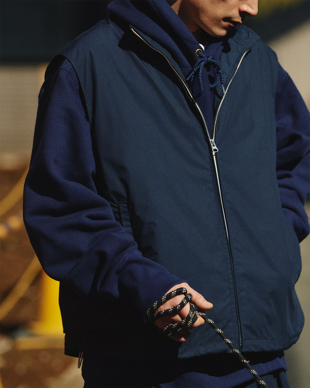 nanamica / 代官山のナナミカくん 第四十回 ベストとパンツと豆柴。