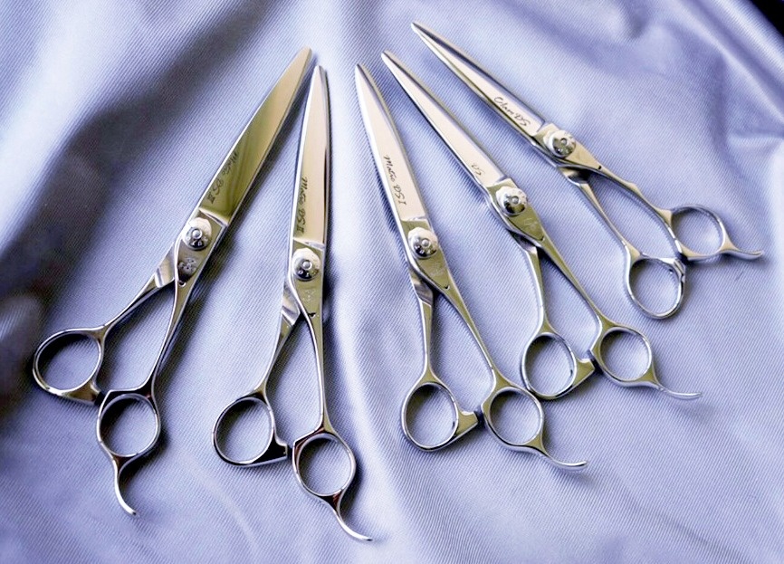 切れ味抜群☀ナルトシザー同様斜度付ハサミ理美容師ヘアメイクサロン用