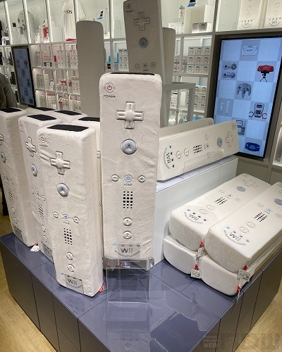 コントローラーがビッグなクッションに！限定販売グッズ紹介2