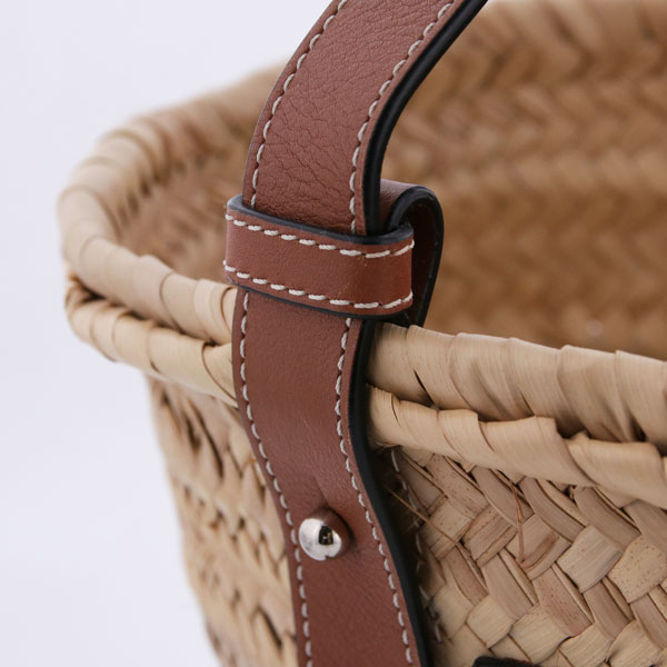 LOEWE ロエベ バスケットバッグ スモール ブラウン 中古(ホワイト