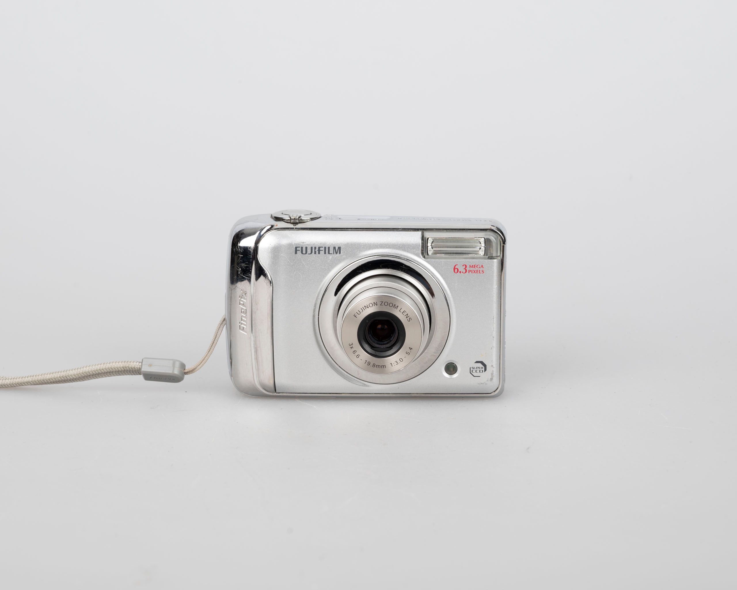 fujifilm_finepix_A610_6mp_digi