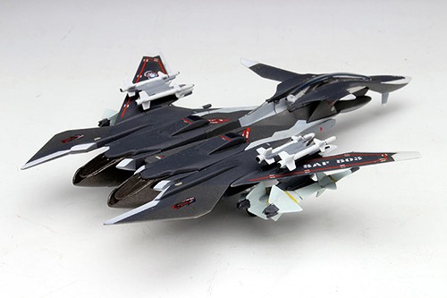 1/144 FFR-41MR 戦闘妖精雪風 メイヴ 最終出撃形態 グッズ - Neowing