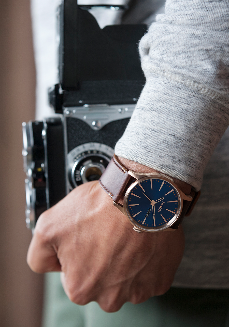 Sentry Leather Watch | Blue / Brown | Men's Leather – Nixon US