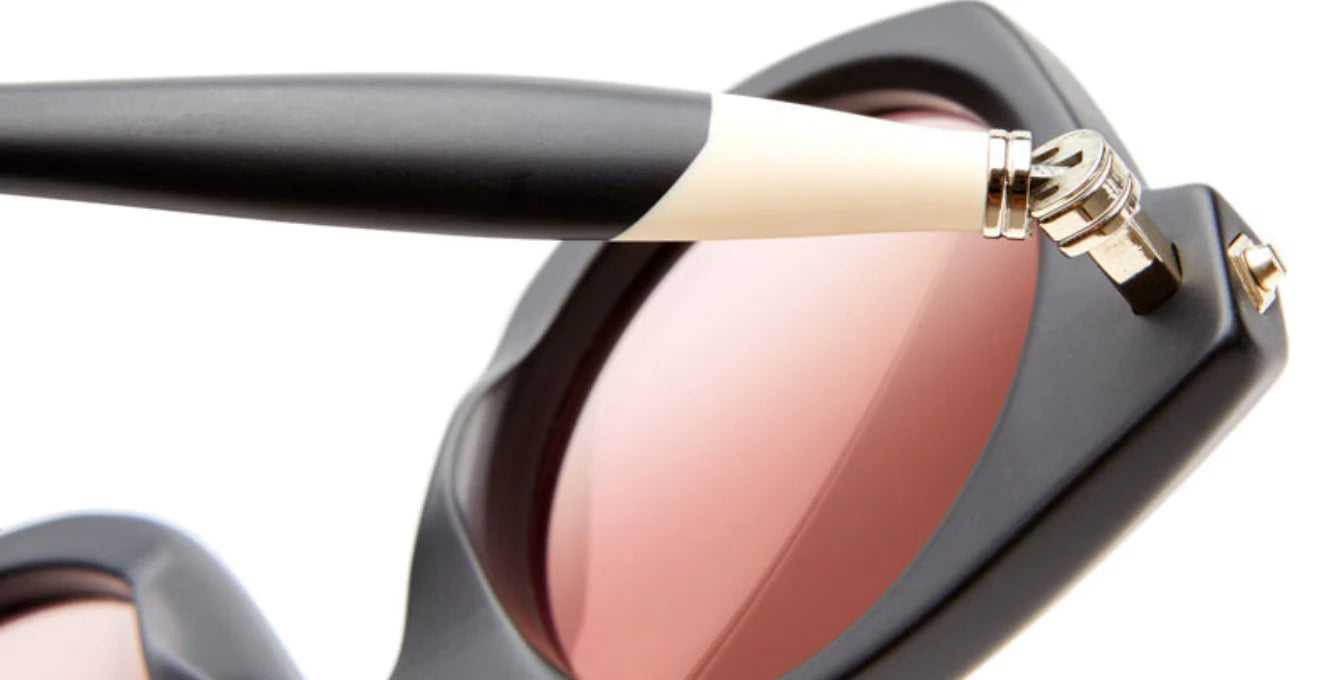 Kuboraum | Maske J6 | Black Matte