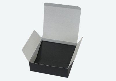 送れるクラフトケース 20cm 正方形 マクラ付｜ニコノスオンライン