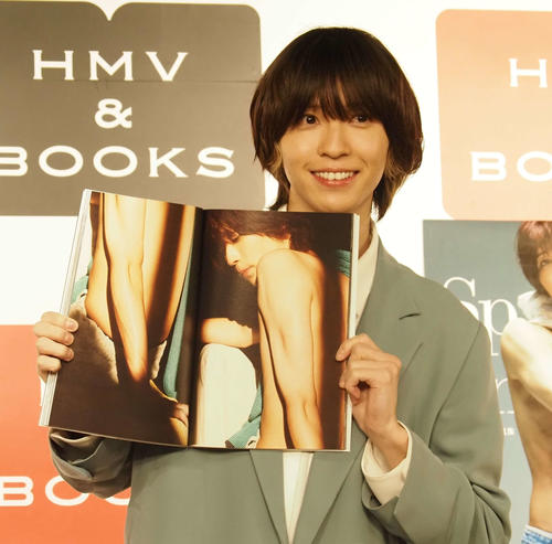 笹森裕貴「写真集は1つの大きな目標だった。うれしい」イチ押しは背中